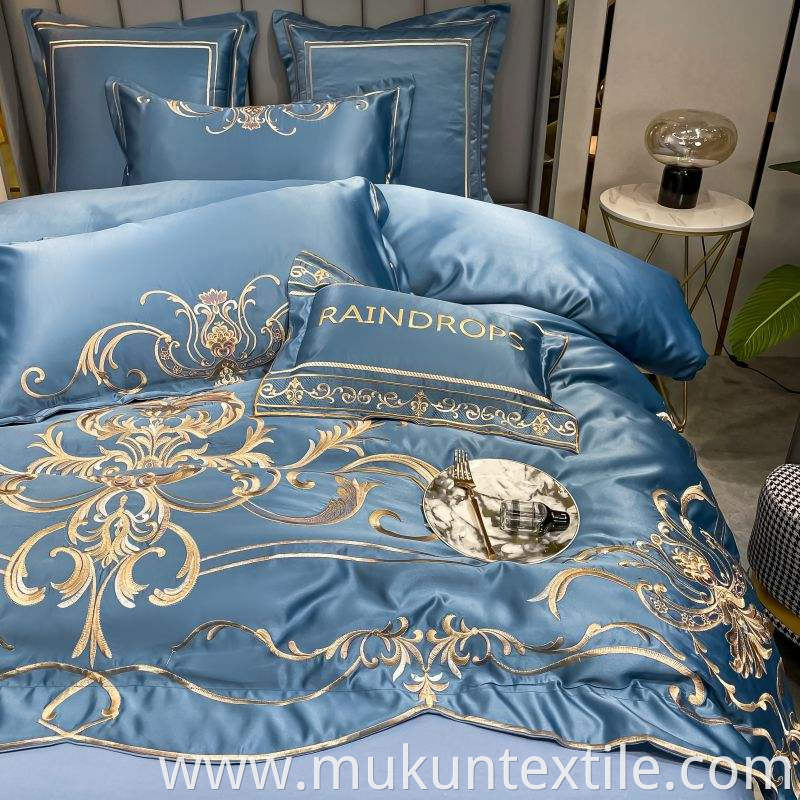  Cotton Embroidery Bedding Set